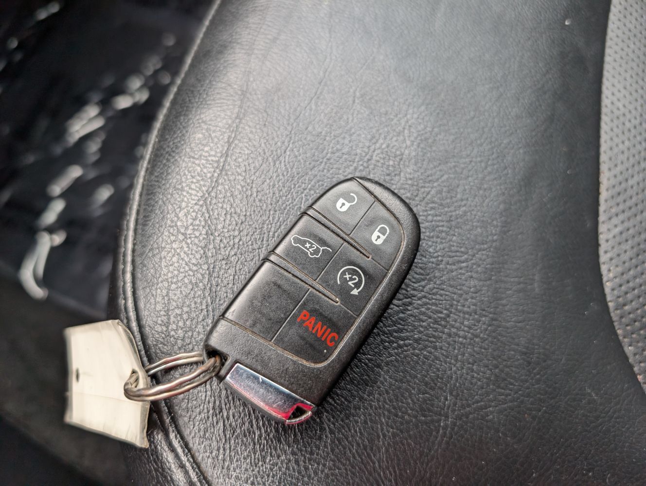 Used 2018 Jeep Compass Limited w/ Navigation Group AWD/4WD image 25