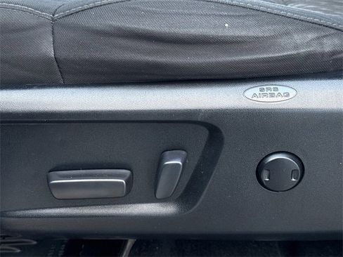 Used 2019 Toyota Tundra SR5 w/ SR5 Upgrade Package image 29