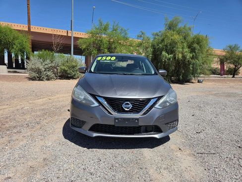Used 2019 Nissan Sentra FWD image 1