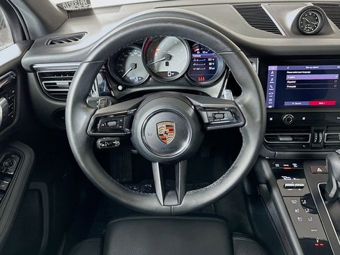 Used 2023 Porsche Macan S image 5