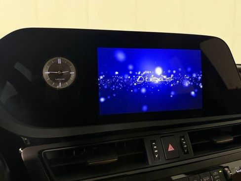 Certified 2025 Lexus ES 350 w/ Premium Package FWD image 22