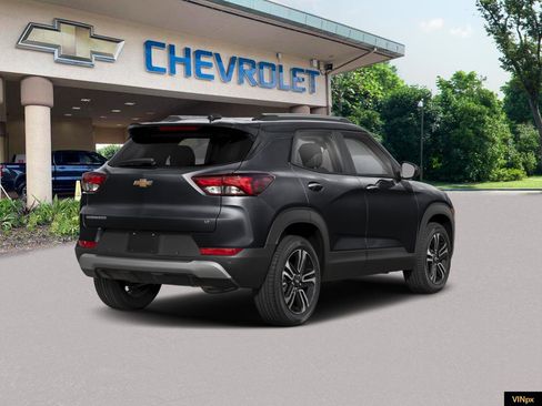 New 2026 Chevrolet TrailBlazer LT w/ Convenience Package image 2