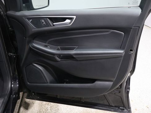 Used 2024 Ford Edge Titanium image 22