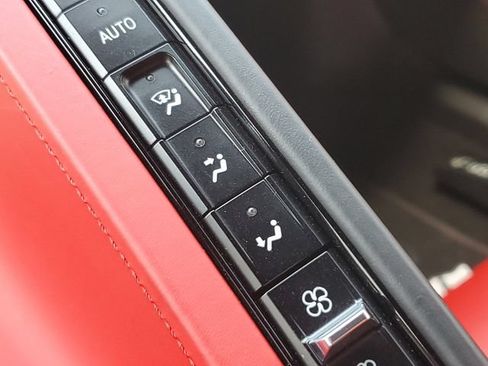 Used 2023 Chevrolet Corvette Stingray Premium Conv w/ Z51 Performance Package RWD image 19