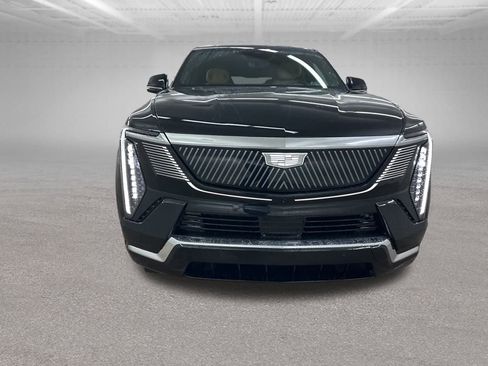 Used 2025 Cadillac Escalade IQ Luxury 2 image 3