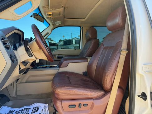 Used 2012 Ford F250 King Ranch w/ King Ranch w/Chrome Pkg image 10