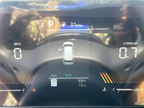 New 2026 Kia Carnival LX image 24