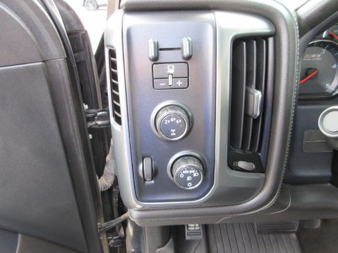 Certified 2018 Chevrolet Silverado 2500 LTZ w/ LTZ Plus Package AWD/4WD image 11