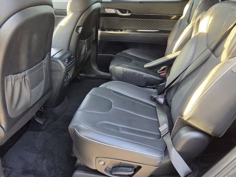 Used 2024 Hyundai Palisade Calligraphy FWD image 12