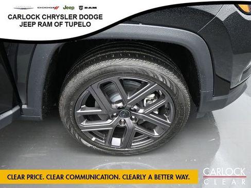 New 2026 Jeep Compass Latitude image 44