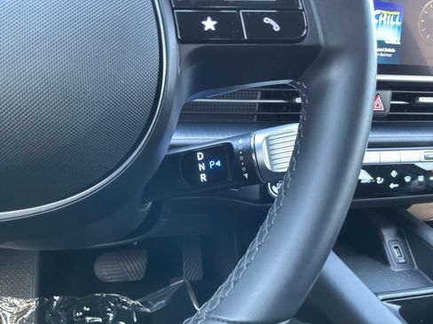 Used 2024 Hyundai Ioniq 6 SE RWD image 15