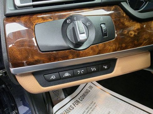 Used 2014 BMW 750i xDrive AWD/4WD image 29