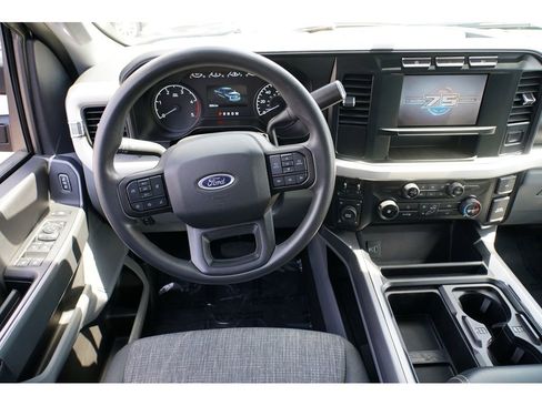 Used 2023 Ford F250 XLT image 19