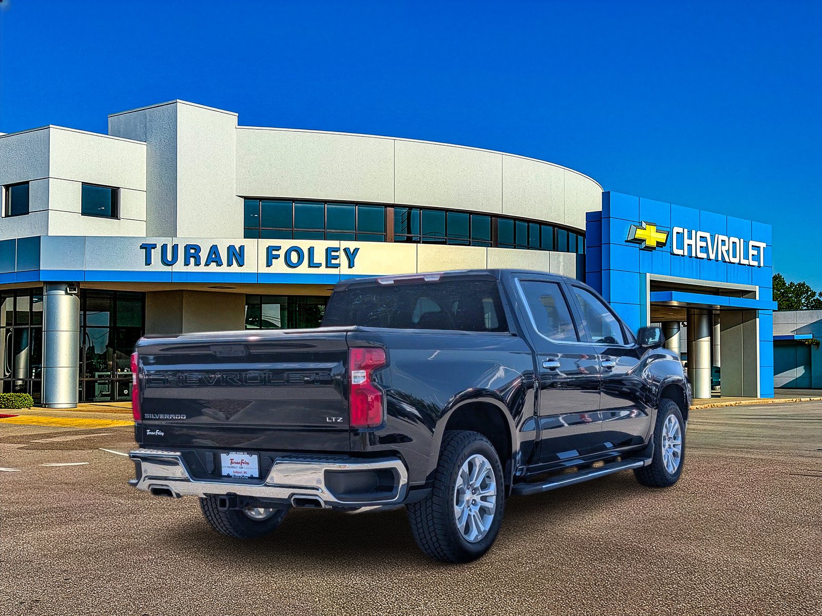 Used 2024 Chevrolet Silverado 1500 LTZ AWD/4WD image 8
