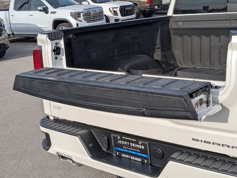 Used 2022 GMC Sierra 1500 Denali w/ Denali Premium Package image 30