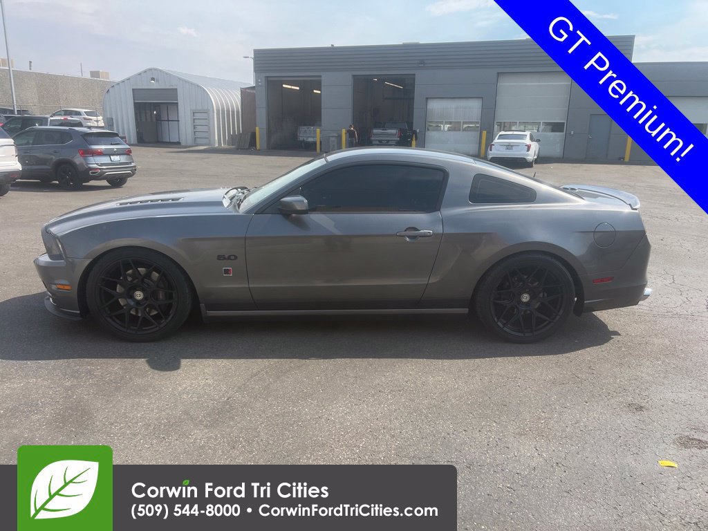 Used 2014 Ford Mustang GT Premium w/ Brembo Brake Package RWD image 5