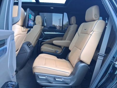 Used 2025 Cadillac Escalade Premium Luxury w/ Touring Package image 25