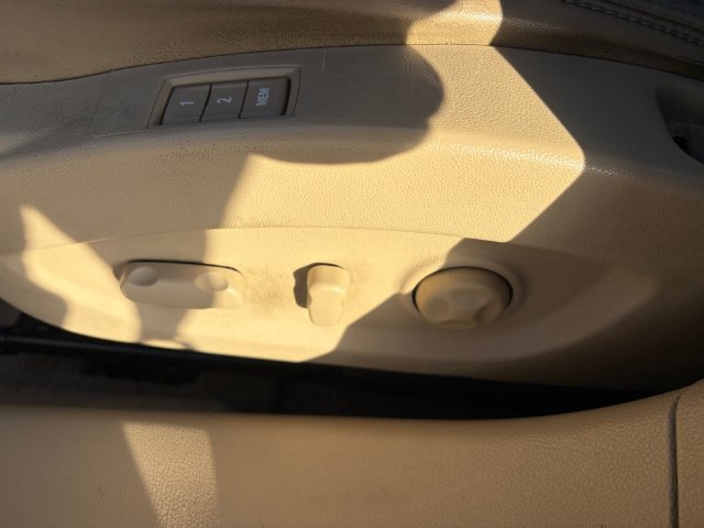 Used 2012 Buick LaCrosse Premium w/ Driver Confidence Package FWD image 25