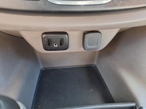Used 2019 Chevrolet Traverse LT w/ LT Premium Package FWD image 22