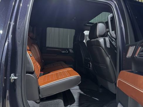 Used 2024 GMC Sierra 2500 Denali Ultimate AWD/4WD image 29