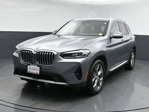 Used 2024 BMW X3 xDrive30i w/ Premium Package AWD/4WD image 1