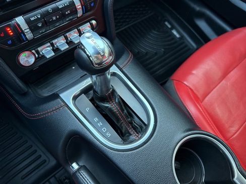 Used 2022 Ford Mustang GT Premium w/ Equipment Group 401A image 19