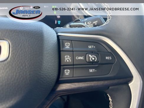 Used 2022 Jeep Grand Cherokee Limited 4xe image 17