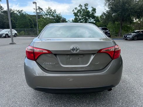 Used 2019 Toyota Corolla LE FWD image 12