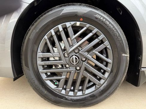 New 2026 Nissan Sentra SV image 31