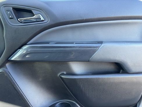Used 2017 Chevrolet Colorado Z71 image 22
