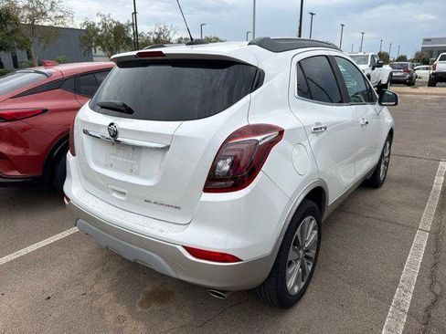 Used 2020 Buick Encore Preferred FWD image 3