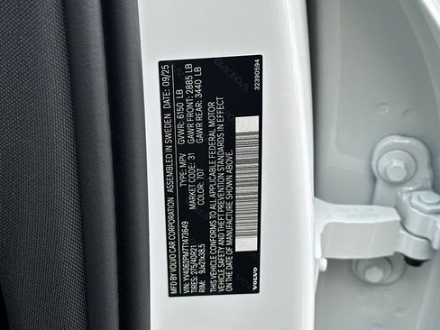 New 2026 Volvo XC90 B6 Ultra w/ Protection Package AWD/4WD image 28