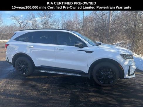 Certified 2022 Kia Sorento SX image 7