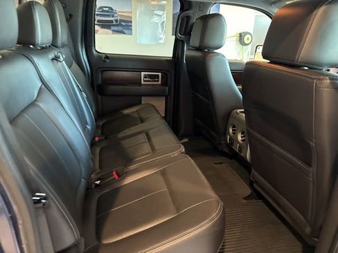 Used 2012 Ford F150 Lariat w/ Lariat Chrome Pkg image 13