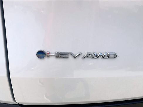 Used 2025 Toyota Grand Highlander AWD Hybrid image 31