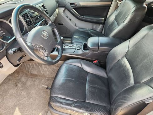 Used 2008 Toyota 4Runner SR5 image 12