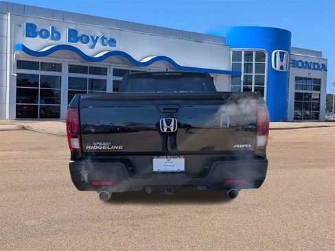 Certified 2021 Honda Ridgeline RTL image 4