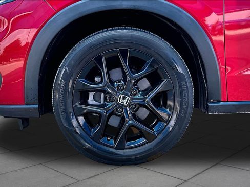 Used 2024 Honda HR-V Sport image 11