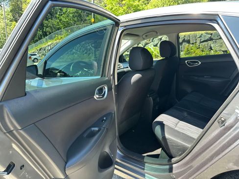 Used 2017 Nissan Sentra SV w/ Protection Package FWD image 11