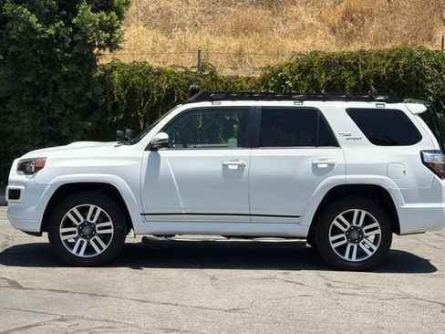 Used 2022 Toyota 4Runner TRD Sport w/ Technology Package AWD/4WD image 7