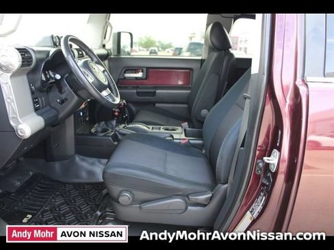 Used 2007 Toyota FJ Cruiser 4WD image 14