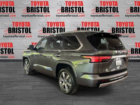 Used 2026 Toyota Sequoia Capstone AWD/4WD image 6