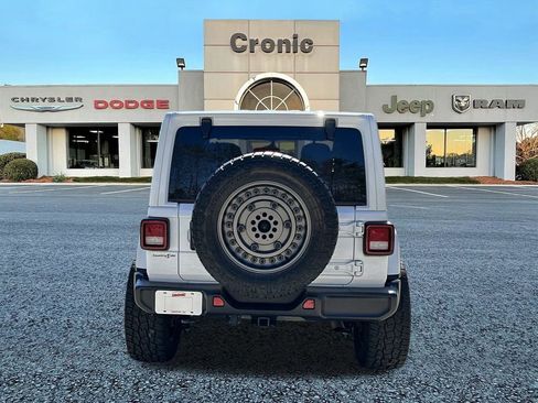 Used 2023 Jeep Wrangler Sahara image 4