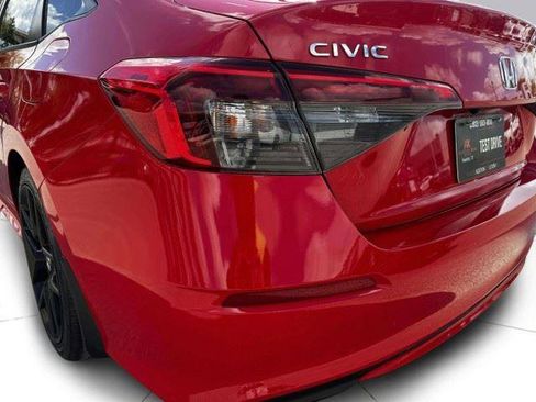 Used 2022 Honda Civic Sport image 22
