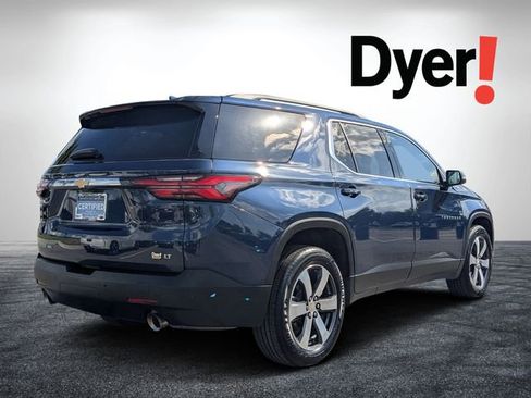 Certified 2022 Chevrolet Traverse LT w/ LT Premium Package AWD/4WD image 3