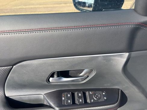 New 2026 Nissan Kicks SR w/ SR Premium Package image 11