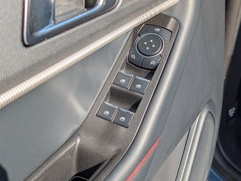 New 2026 Ford Explorer ST-Line RWD image 16