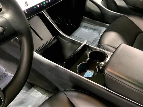 Used 2019 Tesla Model 3 Long Range image 16