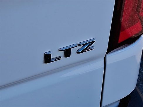 Used 2020 Chevrolet Silverado 1500 LTZ w/ LTZ Premium Package image 28