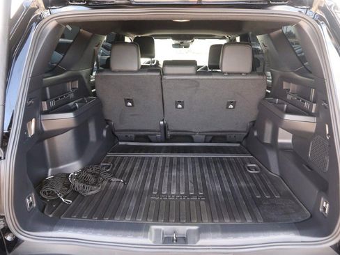 Certified 2025 Toyota 4Runner TRD Off-Road Premium AWD/4WD image 7